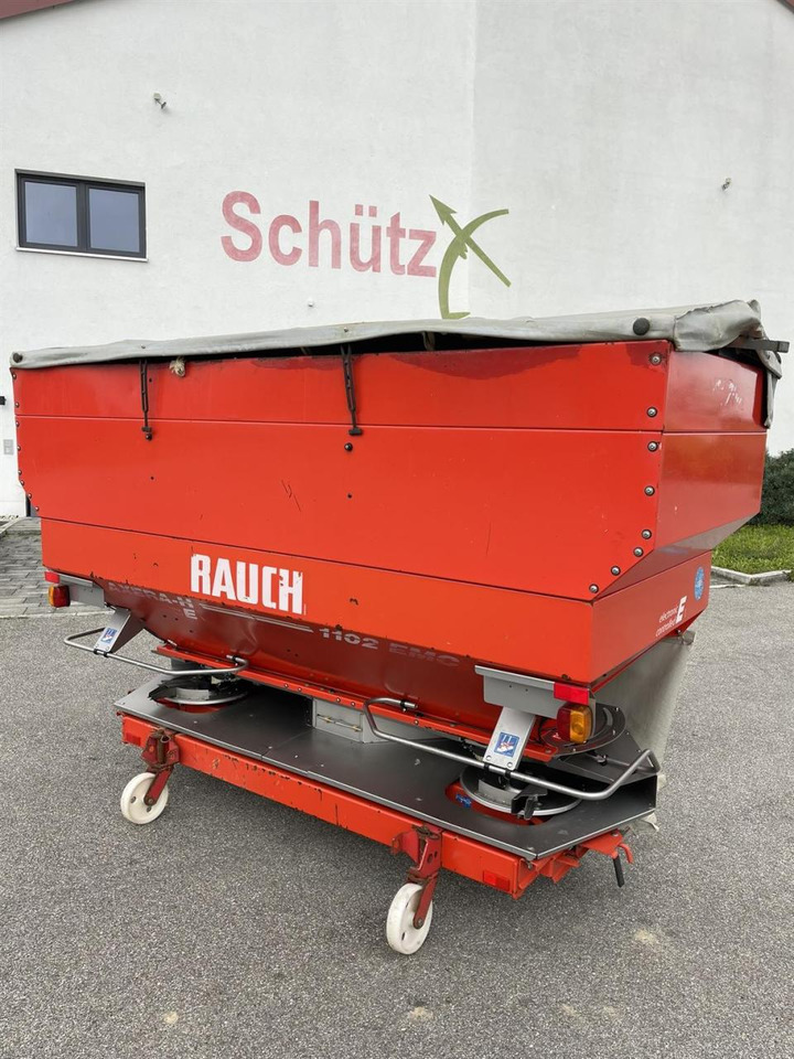 Rauch Axera H EMC 1102 mit Rauch Quantron P Bedienterminal, Abdeckplane, Rollvorrichtung - Shpërndarës plehu kimik: foto 1 Rauch Axera H EMC 1102 mit Rauch Quantron P Bedienterminal, Abdeckplane, Rollvorrichtung - Shpërndarës plehu kimik: foto 1