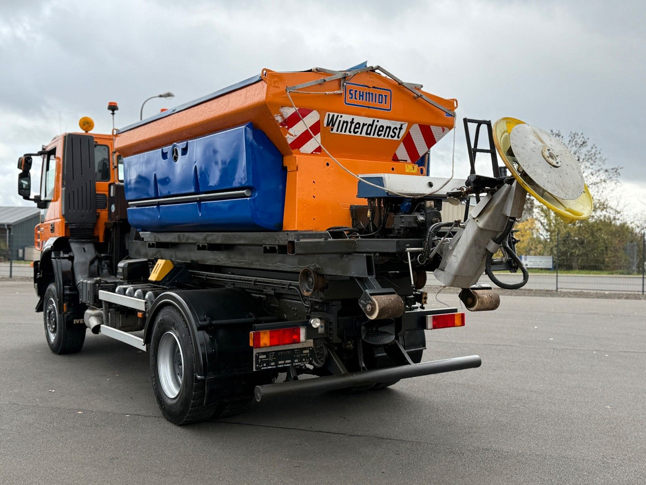 Iveco Trakker 330 EEV Winterdienst Abroll - Kamion vetëngarkues: foto 5 Iveco Trakker 330 EEV Winterdienst Abroll - Kamion vetëngarkues: foto 5