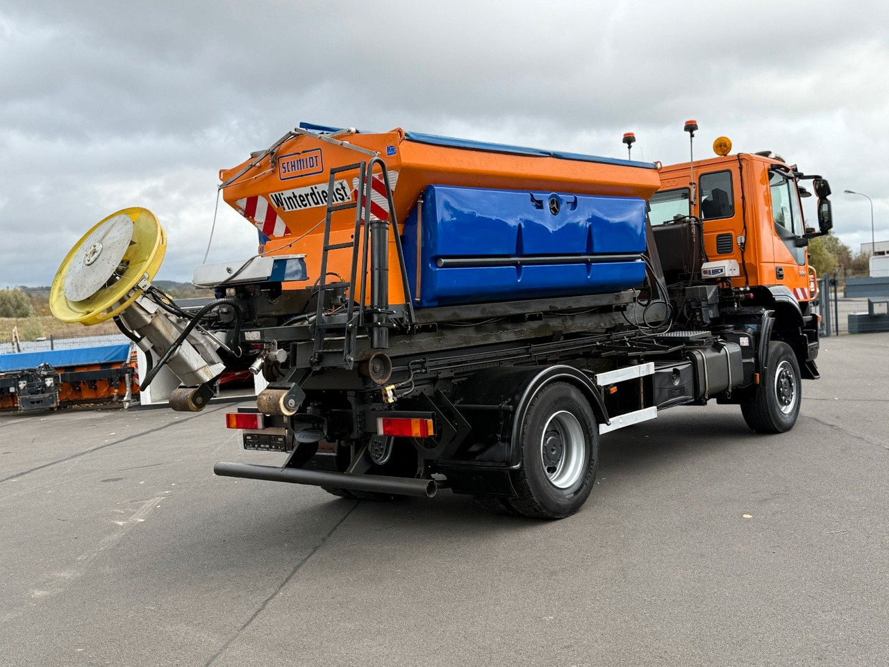 Iveco Trakker 330 EEV Winterdienst Abroll - Kamion vetëngarkues: foto 4 Iveco Trakker 330 EEV Winterdienst Abroll - Kamion vetëngarkues: foto 4