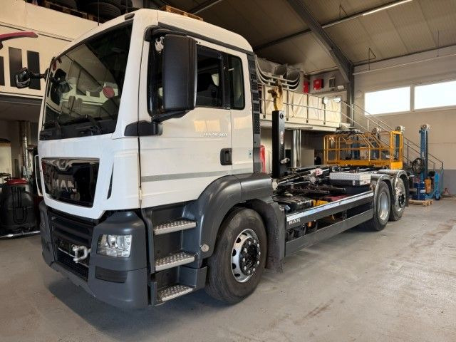 MAN 26.460 6x2 Hyfva 20.26 S - Kamion vetëngarkues: foto 3 MAN 26.460 6x2 Hyfva 20.26 S - Kamion vetëngarkues: foto 3