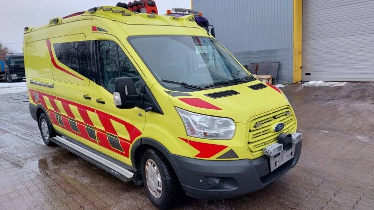 FORD TRANSIT 2,0TDI AMBULANCE KLIMA 1.2018 EURO 6, 3 UNITS - Ambulancë: foto 4 FORD TRANSIT 2,0TDI AMBULANCE KLIMA 1.2018 EURO 6, 3 UNITS - Ambulancë: foto 4