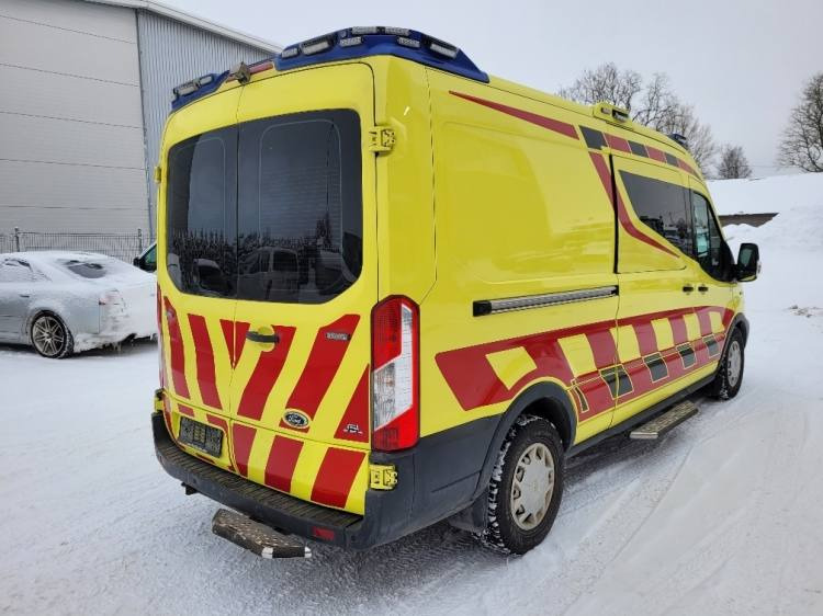 FORD TRANSIT 2,0TDI AMBULANCE KLIMA 4.2018 EURO 6, 3 UNITS - Ambulancë: foto 3 FORD TRANSIT 2,0TDI AMBULANCE KLIMA 4.2018 EURO 6, 3 UNITS - Ambulancë: foto 3