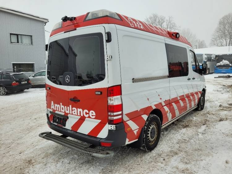MERCEDES – BENZ SPRINTER 3.0D AMBULANCE (PROFILE) KLIMA 7.2015 EURO 6 - Ambulancë: foto 4 MERCEDES – BENZ SPRINTER 3.0D AMBULANCE (PROFILE) KLIMA 7.2015 EURO 6 - Ambulancë: foto 4