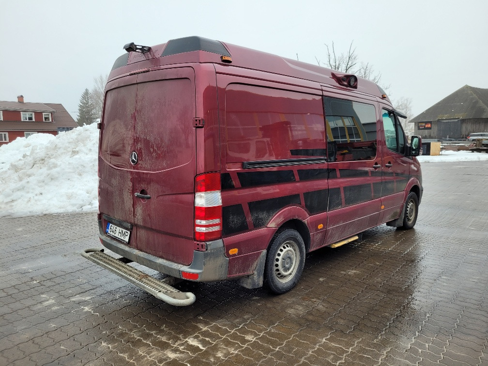 MERCEDES – BENZ SPRINTER 316 CDI ex ambulance 11.2014 EURO 5 - Furgon: foto 4 MERCEDES – BENZ SPRINTER 316 CDI ex ambulance 11.2014 EURO 5 - Furgon: foto 4