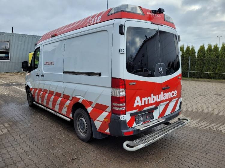 MERCEDES – BENZ SPRINTER 319 AMBULANCE (PROFILE) KLIMA, 6.2017, EURO 6 - Ambulancë: foto 5 MERCEDES – BENZ SPRINTER 319 AMBULANCE (PROFILE) KLIMA, 6.2017, EURO 6 - Ambulancë: foto 5