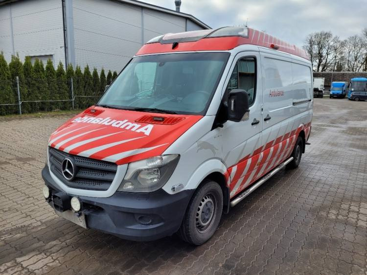 MERCEDES – BENZ SPRINTER 319 AMBULANCE (PROFILE) KLIMA, 6.2017, EURO 6 - Ambulancë: foto 2 MERCEDES – BENZ SPRINTER 319 AMBULANCE (PROFILE) KLIMA, 6.2017, EURO 6 - Ambulancë: foto 2
