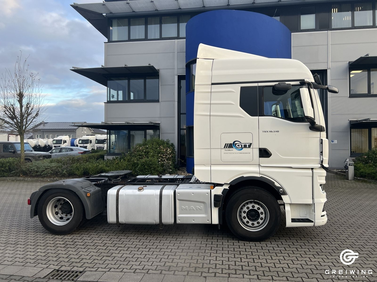MAN TGX 18.510 4x2 BL SA, NA, 3900mm MAN TGX 18.510 4x2 BL SA, NA, 3900mm - Gjysmë-kamion: foto 2 MAN TGX 18.510 4x2 BL SA, NA, 3900mm MAN TGX 18.510 4x2 BL SA, NA, 3900mm - Gjysmë-kamion: foto 2