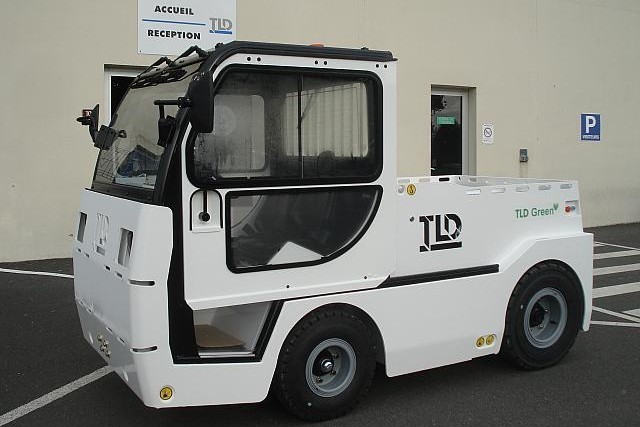 TLD Tractor JET16 - Mjet për tërheqjen e bagazheve: foto 1 TLD Tractor JET16 - Mjet për tërheqjen e bagazheve: foto 1