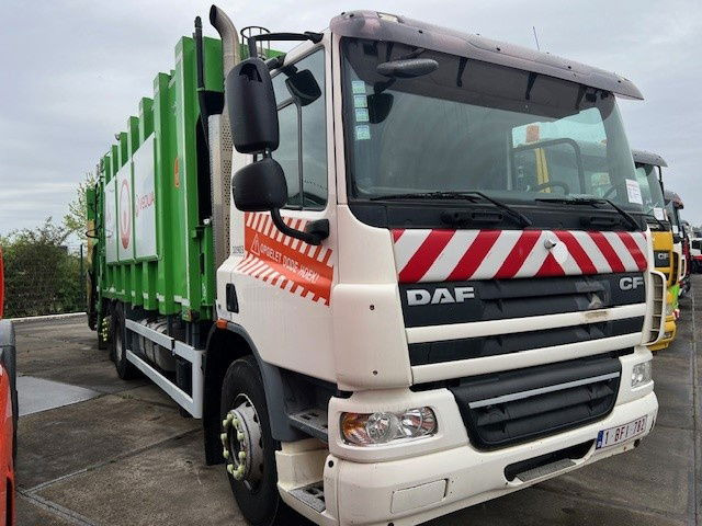 DAF CF 75.250 FAN75.250 CF 6X2 - Kamion mbeturinash: foto 2 DAF CF 75.250 FAN75.250 CF 6X2 - Kamion mbeturinash: foto 2