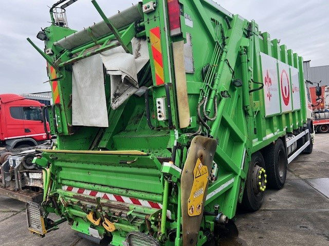 DAF CF 75.250 FAN75.250 CF 6X2 - Kamion mbeturinash: foto 3 DAF CF 75.250 FAN75.250 CF 6X2 - Kamion mbeturinash: foto 3