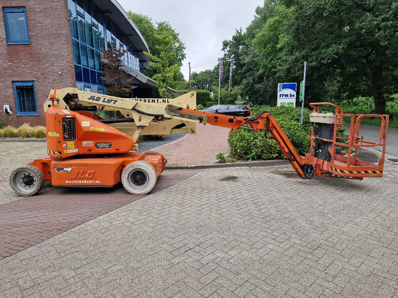 JLG E400AJPN - Krah me çernjerë: foto 2 JLG E400AJPN - Krah me çernjerë: foto 2