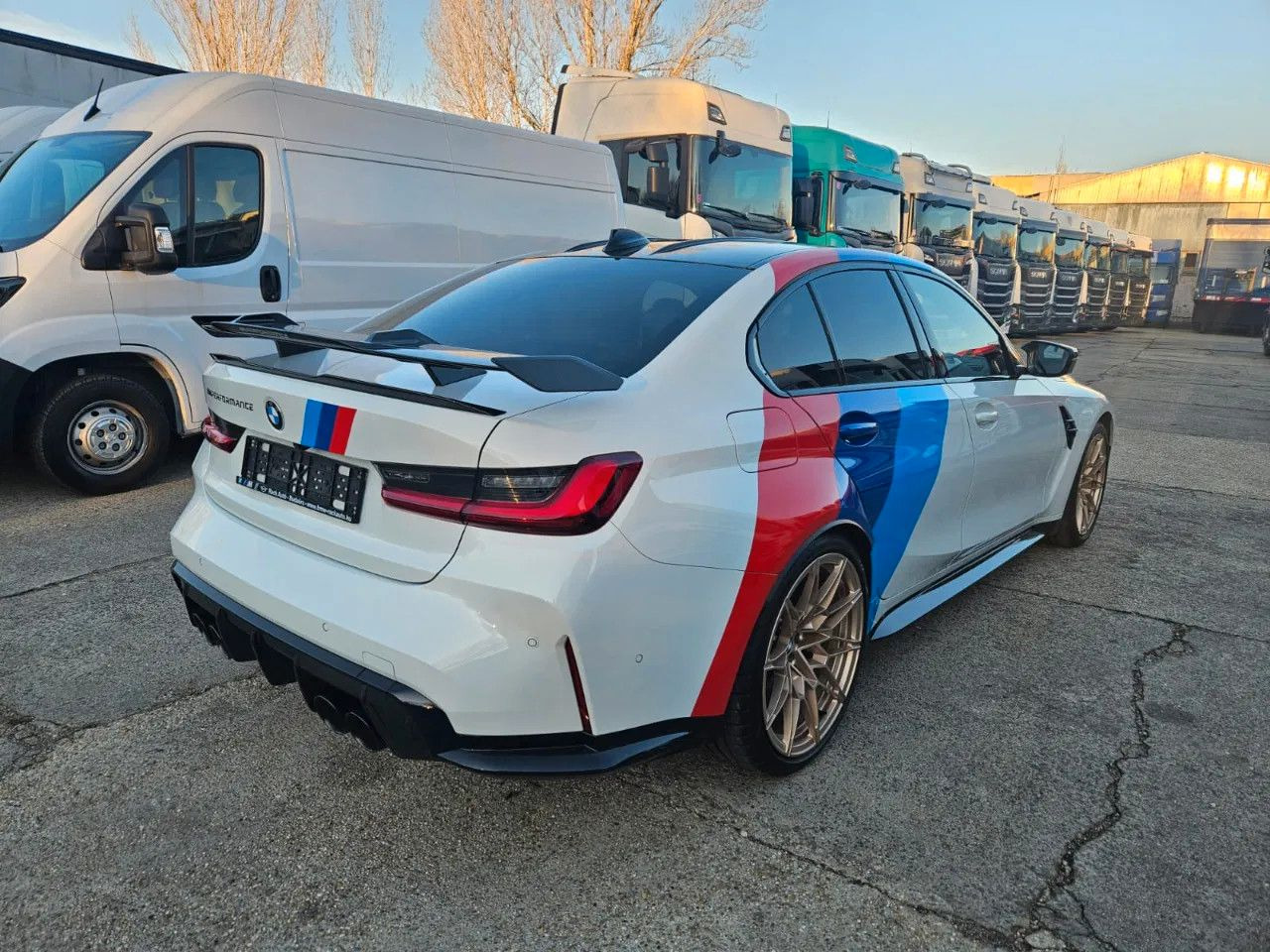 BMW M3 Competition - Sedan: foto 3 BMW M3 Competition - Sedan: foto 3