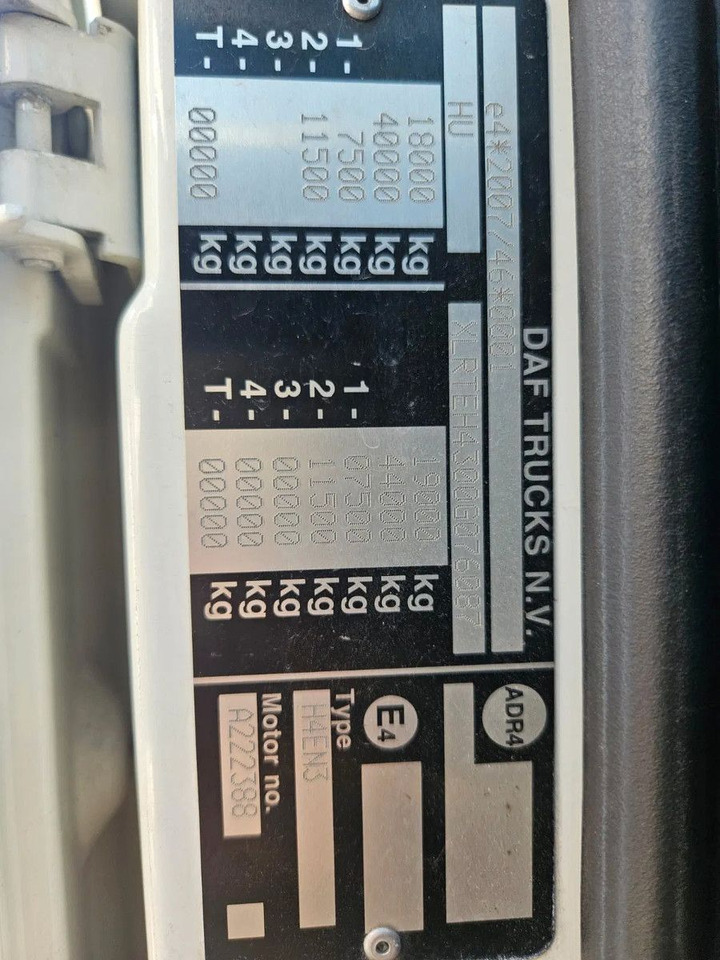 Gjysmë-kamion DAF XF 460 Mega Standklima Space Cab: foto 10