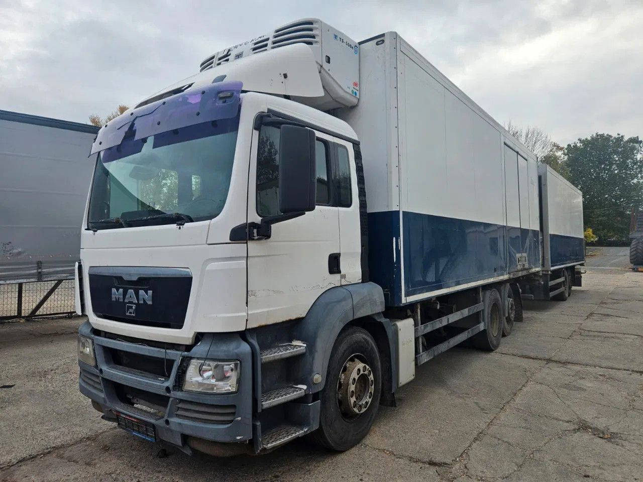 MAN TGS 26.440 Tandem Euro5 Thermo King TS-500e - Kamion frigorifer: foto 1 MAN TGS 26.440 Tandem Euro5 Thermo King TS-500e - Kamion frigorifer: foto 1