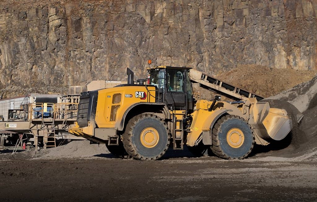 CAT 980 xe - Fadrom me goma: foto 1 CAT 980 xe - Fadrom me goma: foto 1