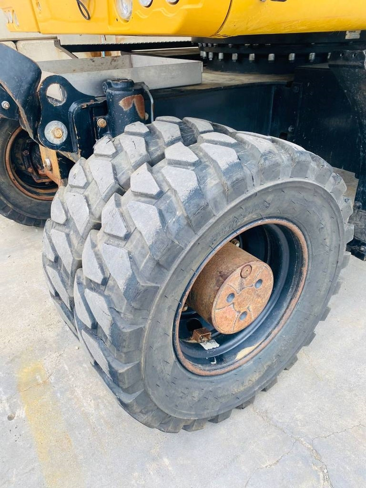 Ekskavator me goma CAT m317f: foto 14