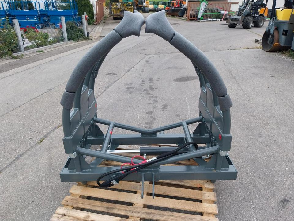 Ballenzange Rundbellenzange Silozange Frontlader Euro Fendt - Fashetë: foto 1 Ballenzange Rundbellenzange Silozange Frontlader Euro Fendt - Fashetë: foto 1
