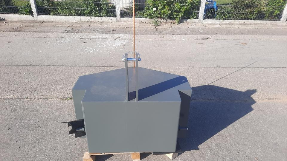 Frontgewicht Ballast Heckgewicht 800kg Traktor Gewicht Fendt - Kundërpeshë: foto 2 Frontgewicht Ballast Heckgewicht 800kg Traktor Gewicht Fendt - Kundërpeshë: foto 2