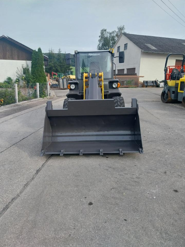 Mecalac Ahlmann AX 850 Radlader Lader Hoflader Cat Schaufellader - Fadrom me goma: foto 2 Mecalac Ahlmann AX 850 Radlader Lader Hoflader Cat Schaufellader - Fadrom me goma: foto 2