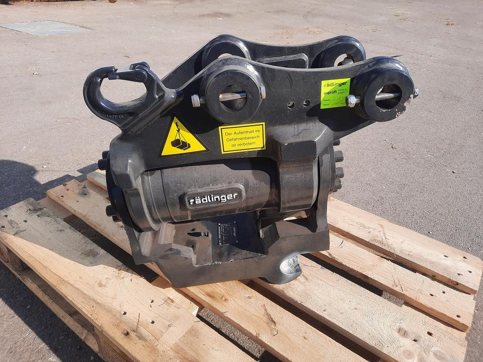 Rädlinger Tilt 4 -8 to Powertilt Minibagger MS 03 Sonderpreis Cat - Tiltrotator për Miniekskavator: foto 1 Rädlinger Tilt 4 -8 to Powertilt Minibagger MS 03 Sonderpreis Cat - Tiltrotator për Miniekskavator: foto 1