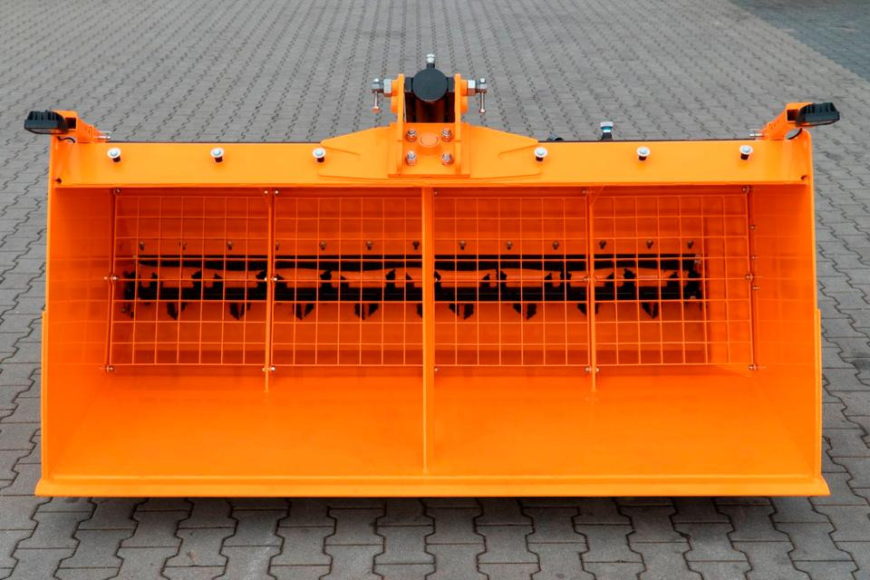 Salzstreuer Sandstreuer Splittstreuer Schlepper Traktor Fendt - Shpërndarës rëre/ Kripe: foto 1 Salzstreuer Sandstreuer Splittstreuer Schlepper Traktor Fendt - Shpërndarës rëre/ Kripe: foto 1