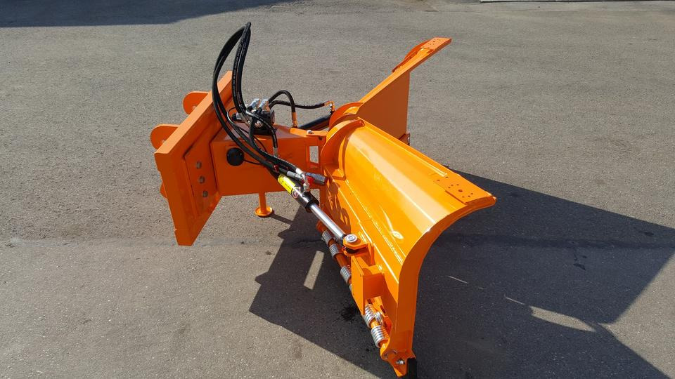 Schneeschild Vario 1,8m Schlepper Radlader Hoflader Kramer - Borëpastruese: foto 4 Schneeschild Vario 1,8m Schlepper Radlader Hoflader Kramer - Borëpastruese: foto 4