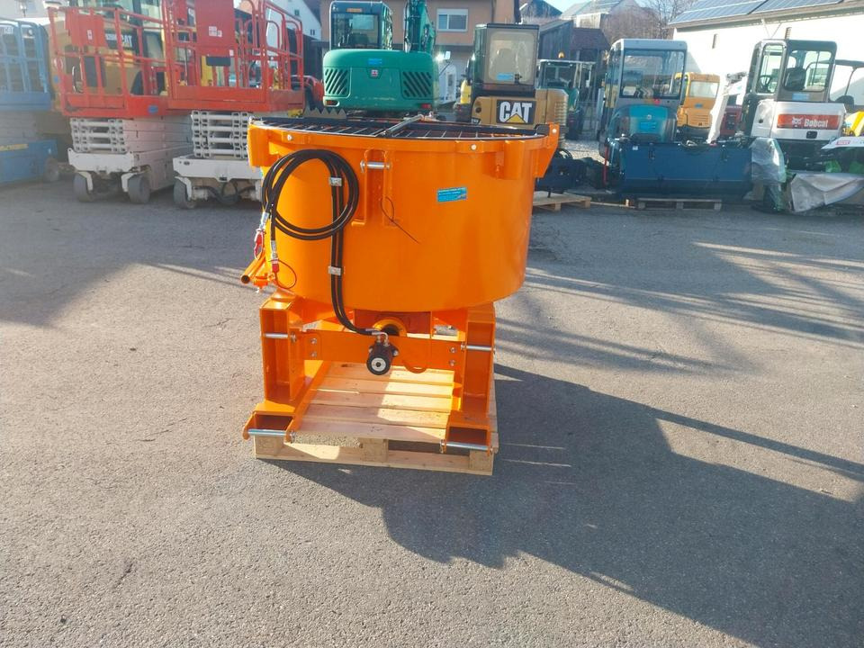 Zwangsmischer Betonmischer 800 L Zapfwellen u. Hydraulisch Fendt - Betoniere: foto 1 Zwangsmischer Betonmischer 800 L Zapfwellen u. Hydraulisch Fendt - Betoniere: foto 1