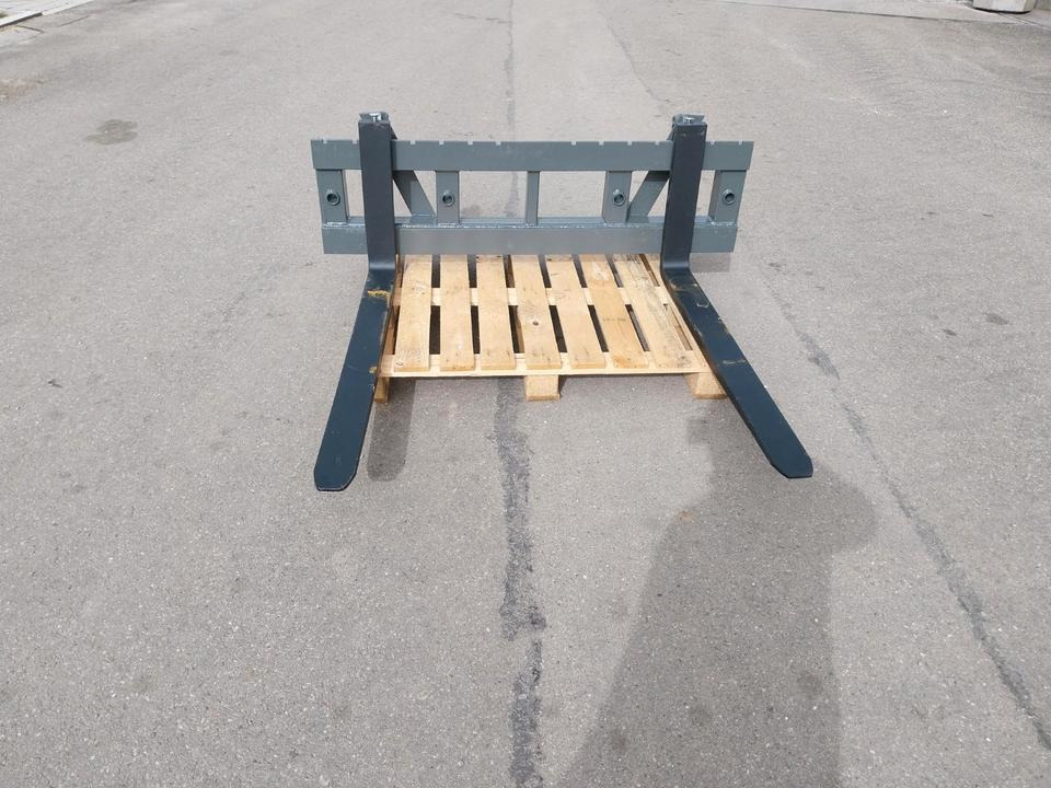 Neue Palettengabel 2,5to 1,5m breit Euro Gabel Frontlader Fendt - Pirunë: foto 2 Neue Palettengabel 2,5to 1,5m breit Euro Gabel Frontlader Fendt - Pirunë: foto 2