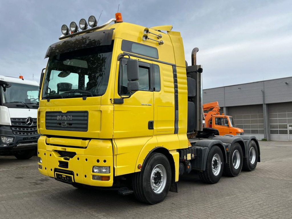 MAN TG-A 41.660 8x4 4 BBS SZM Schwerlast 250 to WSK - Gjysmë-kamion: foto 1 MAN TG-A 41.660 8x4 4 BBS SZM Schwerlast 250 to WSK - Gjysmë-kamion: foto 1