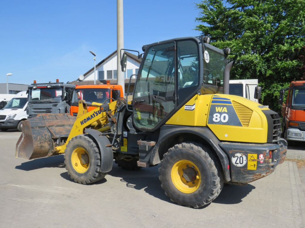 KOMATSU HANOMAG Radlader WA 80 - 6 Radlader - Fadrom me goma: foto 3 KOMATSU HANOMAG Radlader WA 80 - 6 Radlader - Fadrom me goma: foto 3