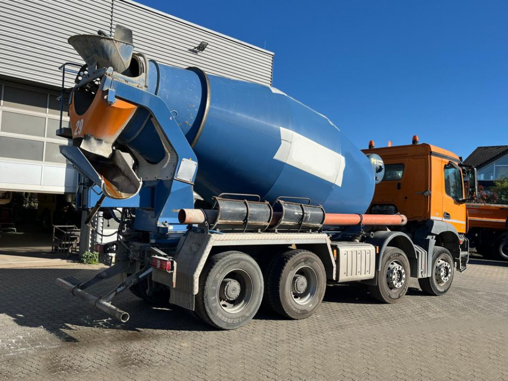 Kamioni MERCEDES-BENZ Arocs 3236 8x4 Betonmischer Deutsch Top AP Achsen: foto 6