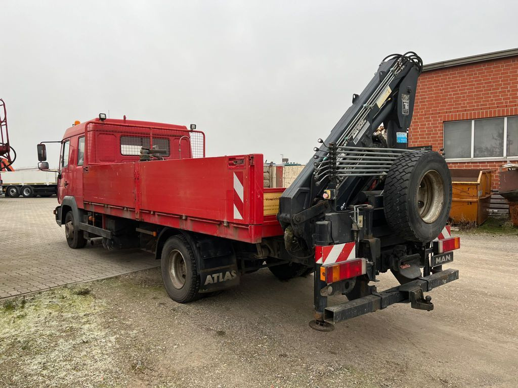 MAN LE 12.225 LC Pritsche Heckkran 6 Zylinder Doka T - Kamion me karroceri të hapur, Kamion me vinç: foto 4 MAN LE 12.225 LC Pritsche Heckkran 6 Zylinder Doka T - Kamion me karroceri të hapur, Kamion me vinç: foto 4
