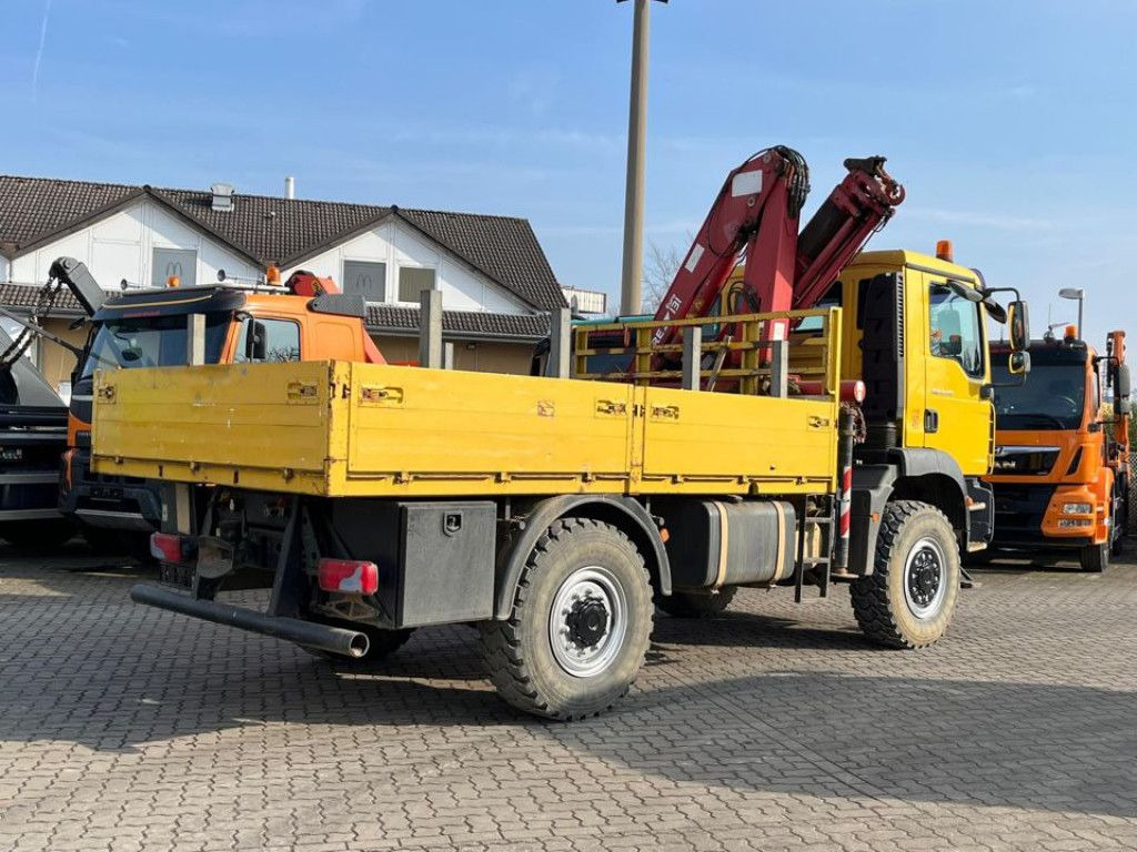 MAN TG-M 18.280 4x4 Pritsche Kran Singelreifen Funkf - Kamion me karroceri të hapur, Kamion me vinç: foto 5 MAN TG-M 18.280 4x4 Pritsche Kran Singelreifen Funkf - Kamion me karroceri të hapur, Kamion me vinç: foto 5