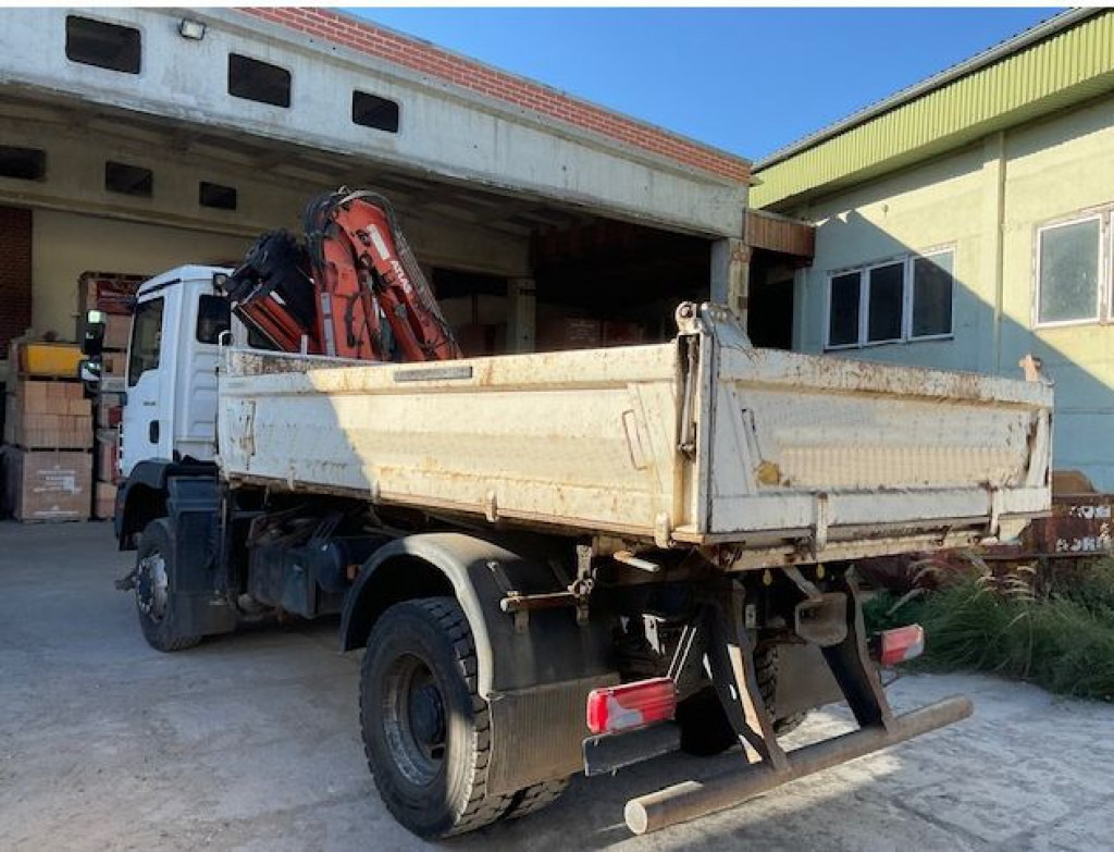 MAN TG-M 18.290 4x4 BB 2-Achs Allradkipper Kran Atlas 105+Funk - Kamion vetëshkarkues, Kamion me vinç: foto 3 MAN TG-M 18.290 4x4 BB 2-Achs Allradkipper Kran Atlas 105+Funk - Kamion vetëshkarkues, Kamion me vinç: foto 3