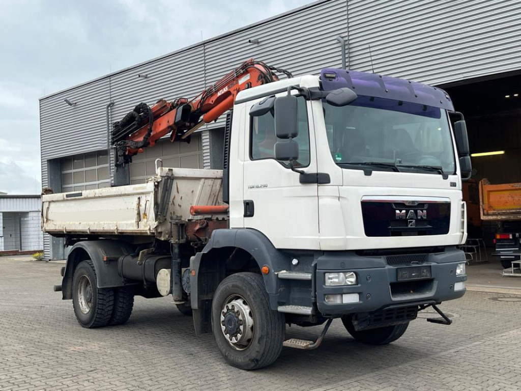 MAN TG-M 18.290 4x4 BB 2-Achs Allradkipper Kran Atlas 105+Funk - Kamion vetëshkarkues, Kamion me vinç: foto 5 MAN TG-M 18.290 4x4 BB 2-Achs Allradkipper Kran Atlas 105+Funk - Kamion vetëshkarkues, Kamion me vinç: foto 5