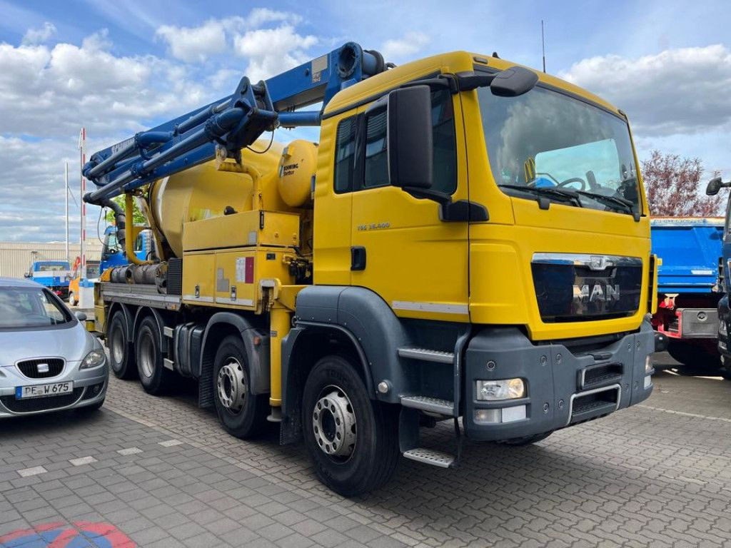 MAN TG-S 35.360 8x4 BB Pumi Pumi 24mKolbenpumpe deut - Pompë betoni: foto 2 MAN TG-S 35.360 8x4 BB Pumi Pumi 24mKolbenpumpe deut - Pompë betoni: foto 2