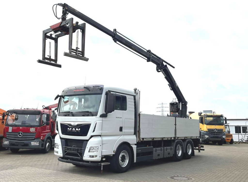 MAN TG-X 26.440 6x4 Pritsche Heckkran Hiab XS 166 - Kamion me karroceri të hapur, Kamion me vinç: foto 1 MAN TG-X 26.440 6x4 Pritsche Heckkran Hiab XS 166 - Kamion me karroceri të hapur, Kamion me vinç: foto 1