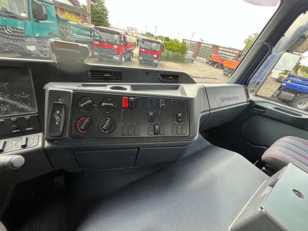 Kamion vetëshkarkues MERCEDES-BENZ Actros 1843 AK 2-Achs Allradkipper Meiller: foto 12