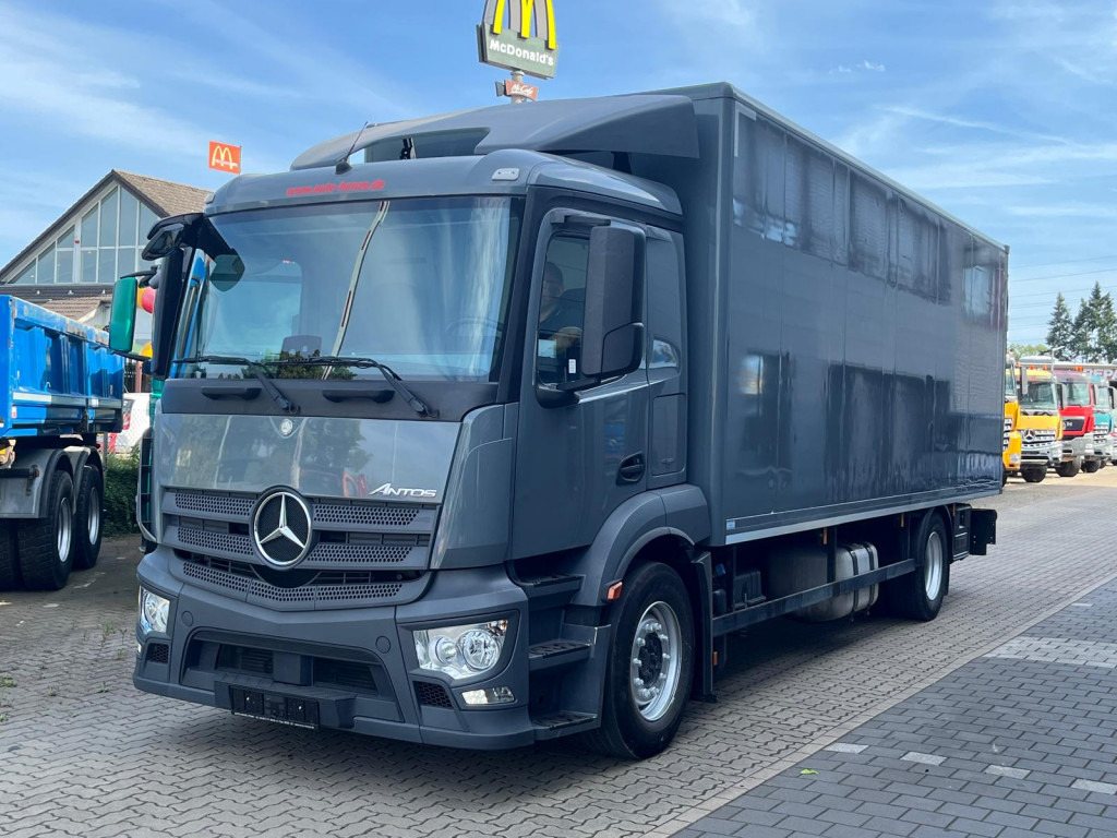 MERCEDES-BENZ Antos 1830 L nR 4x2 Standardkoffer LBW LBW 2to+Funk - Kamion vagonetë: foto 1 MERCEDES-BENZ Antos 1830 L nR 4x2 Standardkoffer LBW LBW 2to+Funk - Kamion vagonetë: foto 1