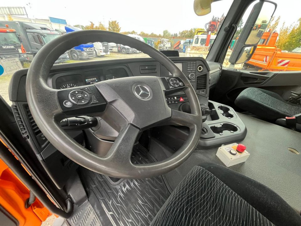 MERCEDES-BENZ Mercedes-Benz Arocs Betonmischer 3236 8x4 Deutsch Top AP Achsen - Autobetoniere: foto 5 MERCEDES-BENZ Mercedes-Benz Arocs Betonmischer 3236 8x4 Deutsch Top AP Achsen - Autobetoniere: foto 5