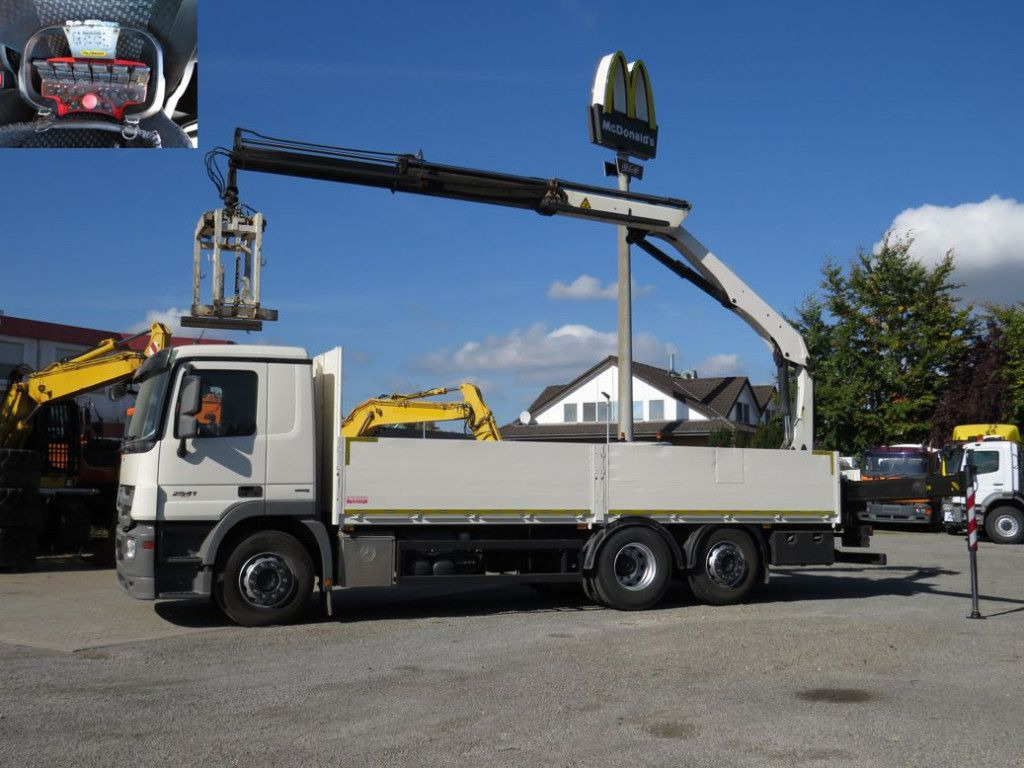 Mercedes-Benz Actros 2541 L6x2 Pritsche Heckkran Funk - Kamion me karroceri të hapur, Kamion me vinç: foto 2 Mercedes-Benz Actros 2541 L6x2 Pritsche Heckkran Funk - Kamion me karroceri të hapur, Kamion me vinç: foto 2