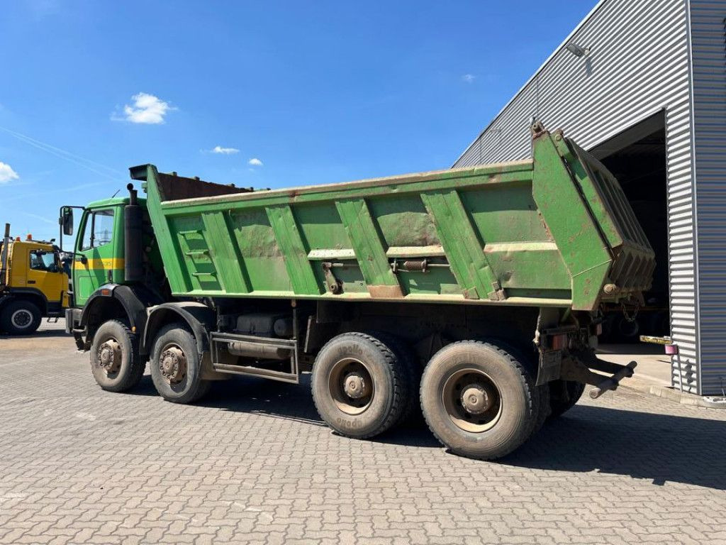 Mercedes-Benz SK 3535 AK 8x8 4 Achs Muldenkipper Meiller Deuts - Kamion vetëshkarkues: foto 3 Mercedes-Benz SK 3535 AK 8x8 4 Achs Muldenkipper Meiller Deuts - Kamion vetëshkarkues: foto 3