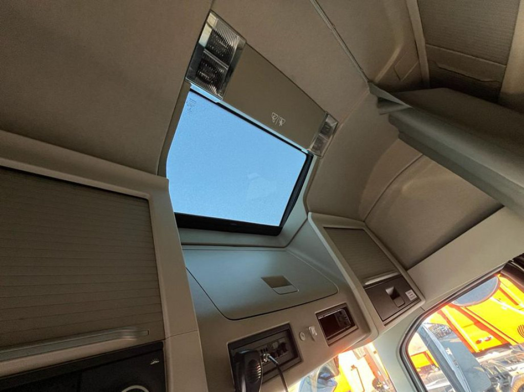 VOLVO (S) Truck FH 500 6x2 Abrollkipper Funkfernbedienung - Kamion vetëngarkues: foto 5 VOLVO (S) Truck FH 500 6x2 Abrollkipper Funkfernbedienung - Kamion vetëngarkues: foto 5