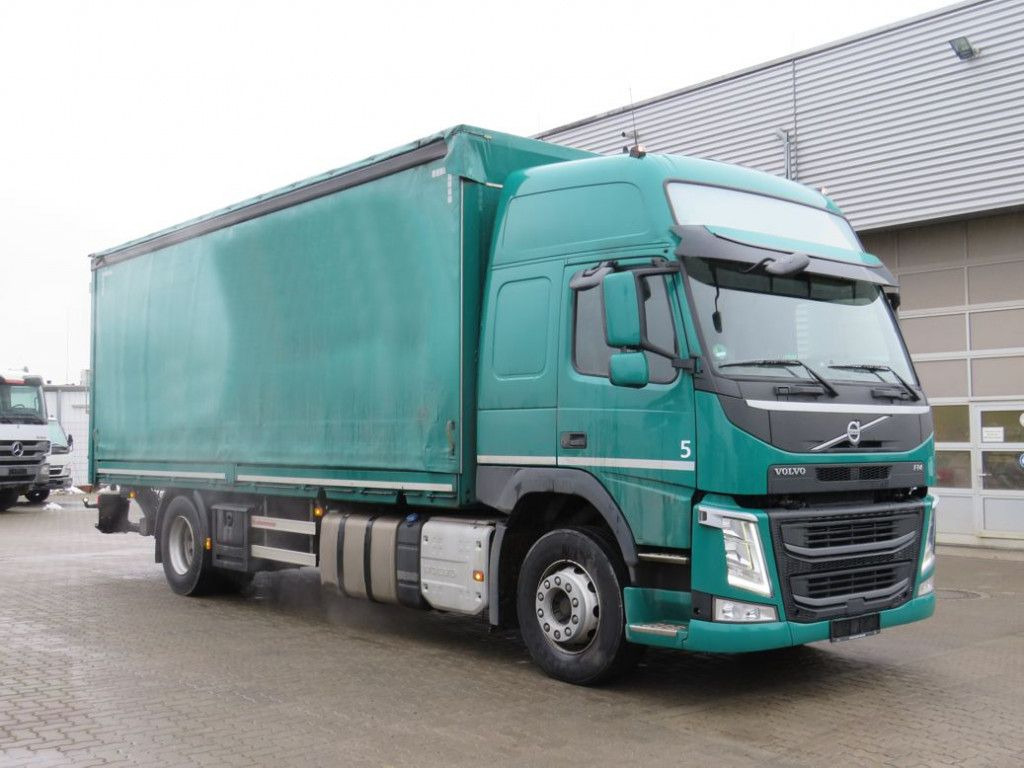 Volvo FM 380 Pritsche LBW LBW 2to Tautli.+Edscha - Kamion me karroceri të hapur: foto 2 Volvo FM 380 Pritsche LBW LBW 2to Tautli.+Edscha - Kamion me karroceri të hapur: foto 2
