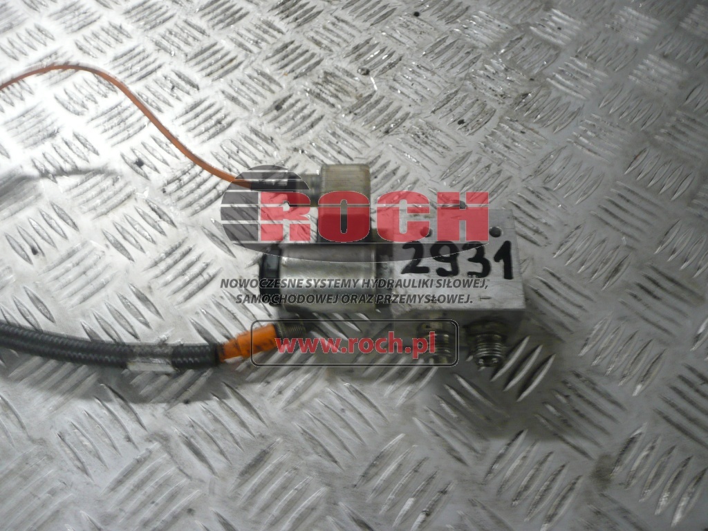 TEREX FUCHS 17975901 1408/1396230 - 1  SEKCYJNY + 276361001407/08 27VDC - Valvula hidraulike: foto 1 TEREX FUCHS 17975901 1408/1396230 - 1  SEKCYJNY + 276361001407/08 27VDC - Valvula hidraulike: foto 1