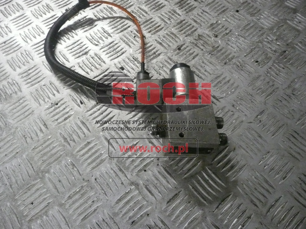 TEREX FUCHS 17975901 1408/1396230 - 1  SEKCYJNY + 276361001407/08 27VDC - Valvula hidraulike: foto 2 TEREX FUCHS 17975901 1408/1396230 - 1  SEKCYJNY + 276361001407/08 27VDC - Valvula hidraulike: foto 2