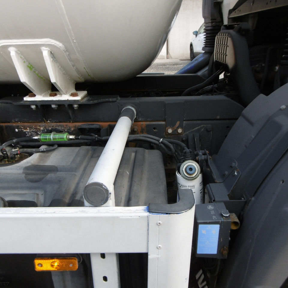 IVECO 130.24 LPG GAS Tank - Autobot: foto 5 IVECO 130.24 LPG GAS Tank - Autobot: foto 5