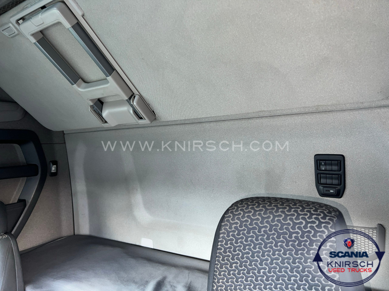 SCANIA R450A4X2NA PTO ADR FL - Gjysmë-kamion: foto 3 SCANIA R450A4X2NA PTO ADR FL - Gjysmë-kamion: foto 3