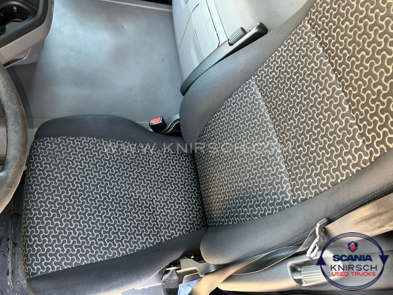 SCANIA R450A4X2NA PTO ADR FL - Gjysmë-kamion: foto 4 SCANIA R450A4X2NA PTO ADR FL - Gjysmë-kamion: foto 4