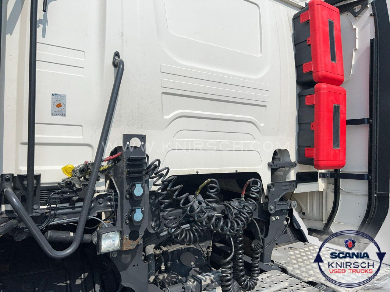 Scania R450A4x2EB / LowLiner / LED / 2x Tank - Gjysmë-kamion: foto 5 Scania R450A4x2EB / LowLiner / LED / 2x Tank - Gjysmë-kamion: foto 5